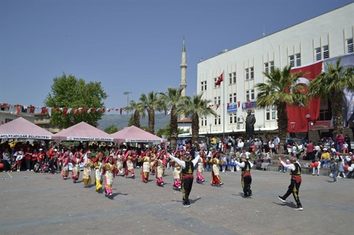 23 Nisan Ulusal Egemenlik ve Çocuk Bayramı Büyük Bir Coşku İle Kutlandı